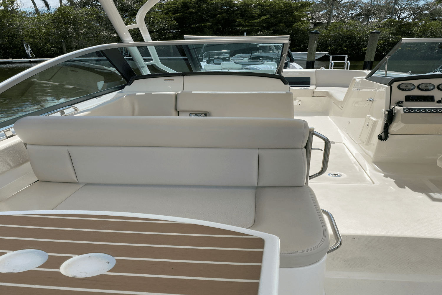 2018 Boston Whaler 270 VANTAGE Image Thumbnail #9