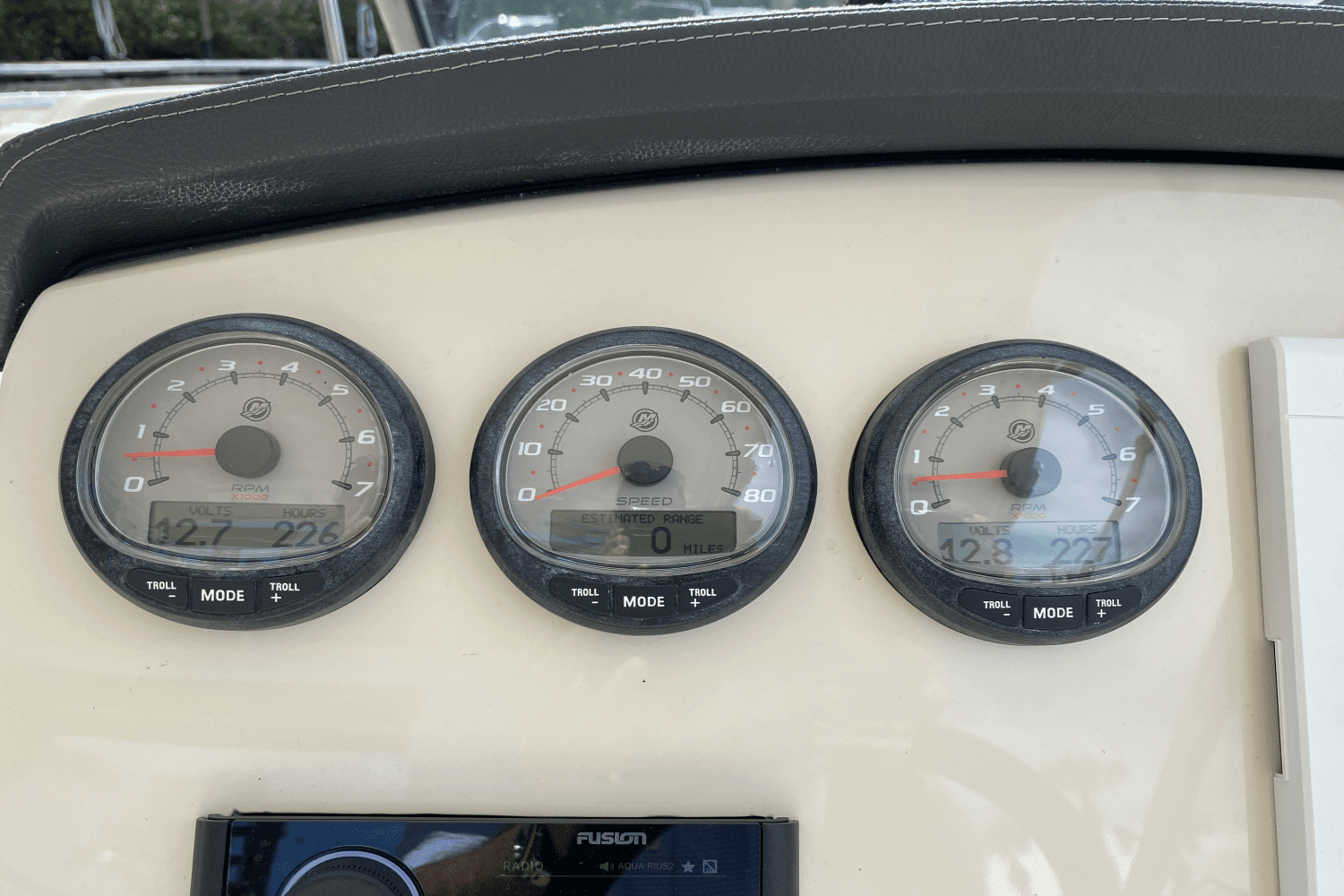 2018 Boston Whaler 270 VANTAGE Image Thumbnail #15