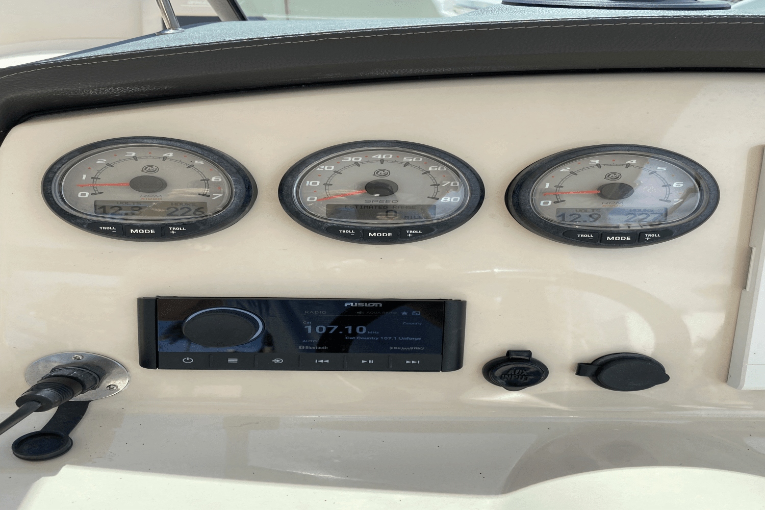 2018 Boston Whaler 270 VANTAGE Image Thumbnail #16