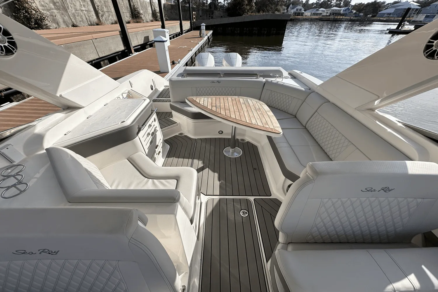 2024 Sea Ray 310 SLX-OB Image Thumbnail #17