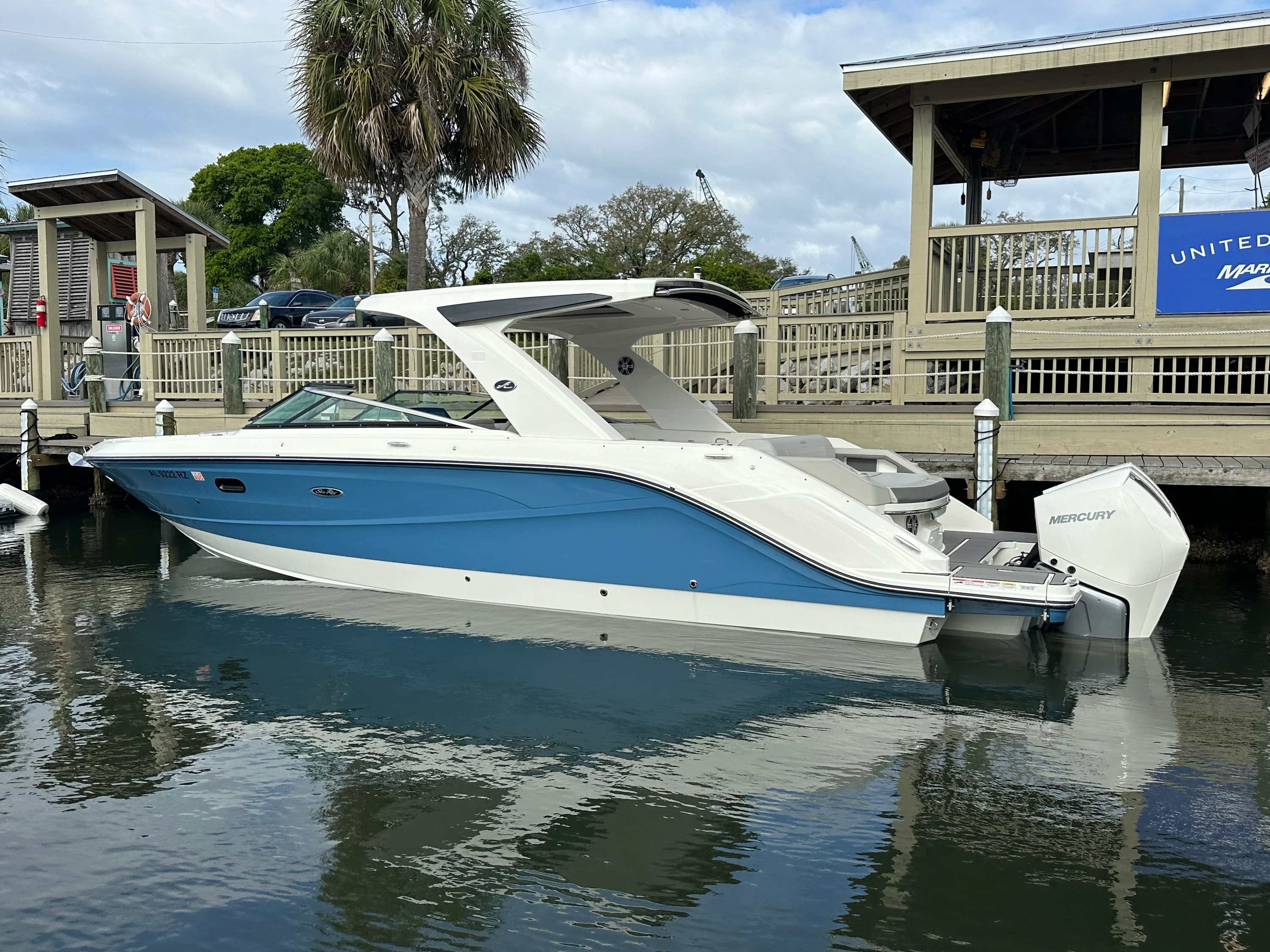 2024 Sea Ray 310 SLX-OB Image Thumbnail #1