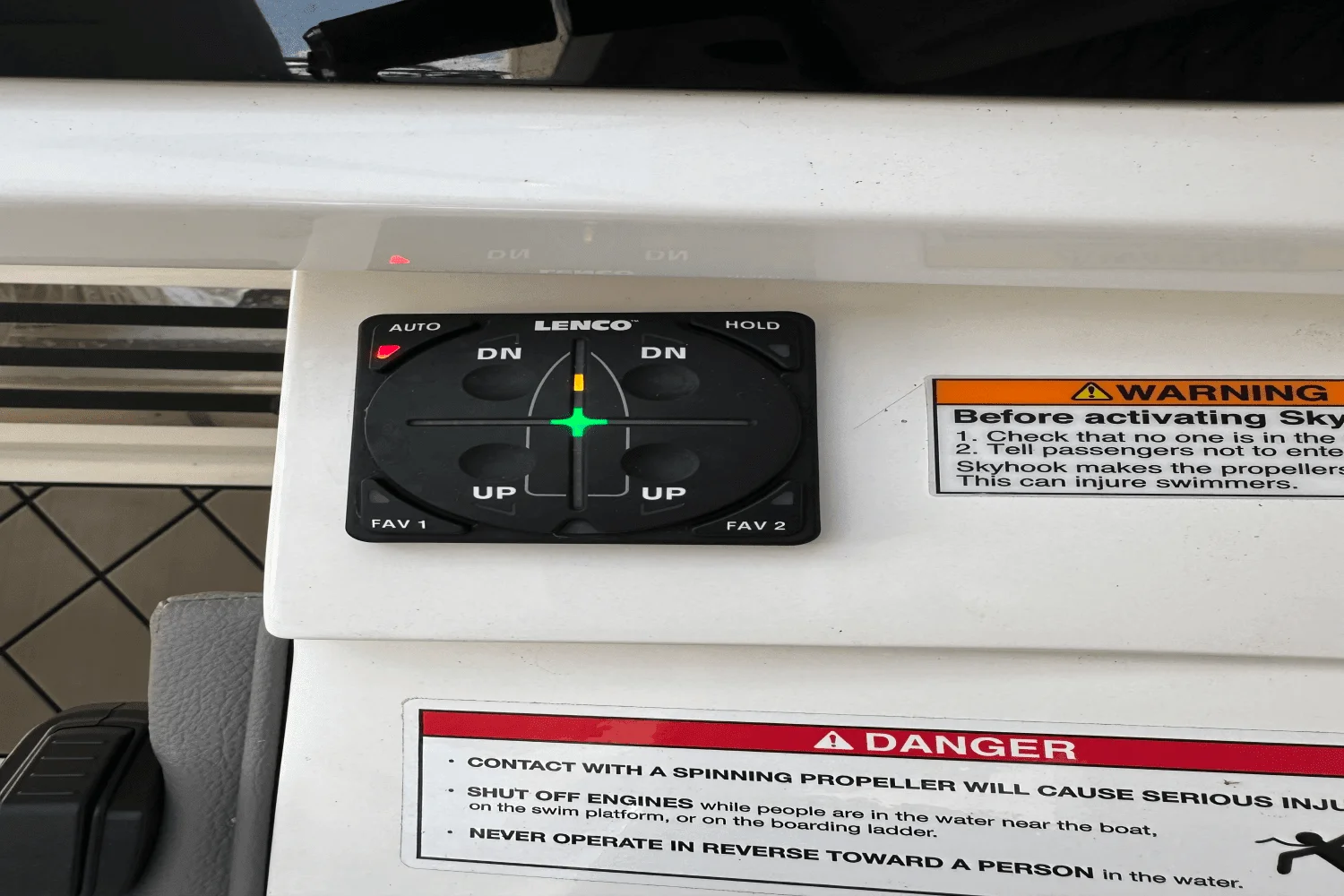 2024 Sea Ray 310 SLX-OB Image Thumbnail #31