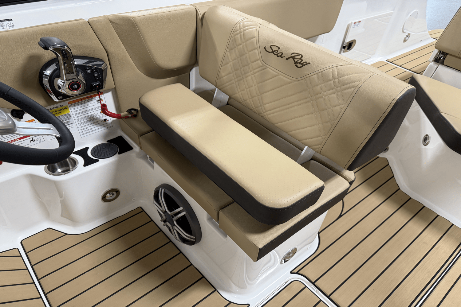 2026 Sea Ray SDX 230 Outboard Image Thumbnail #45