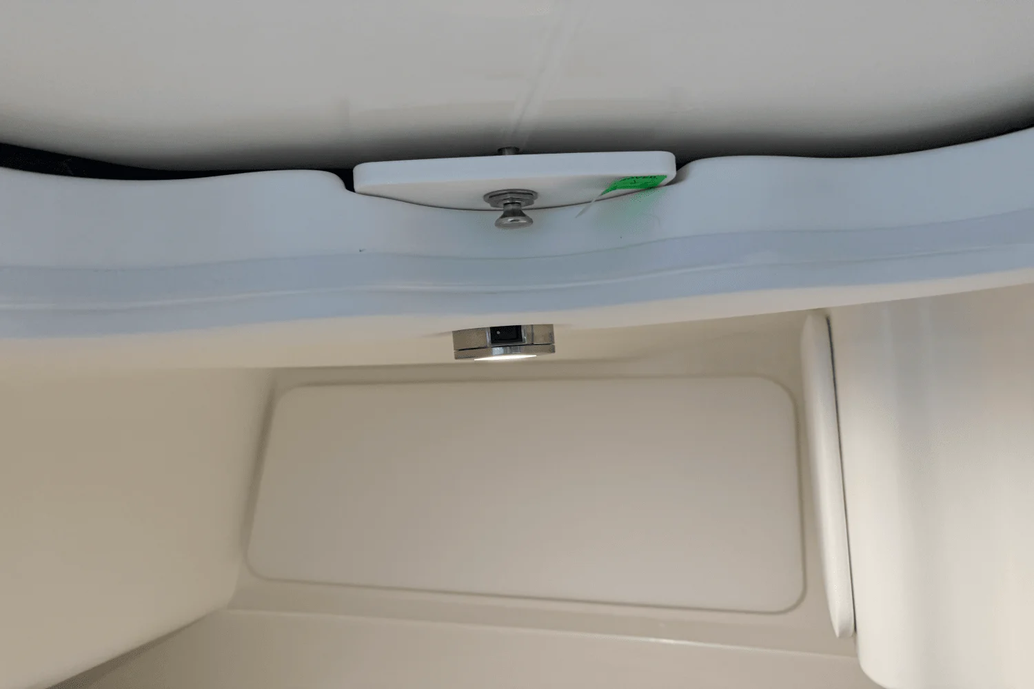 2026 Sea Ray SDX 230 Outboard Image Thumbnail #62