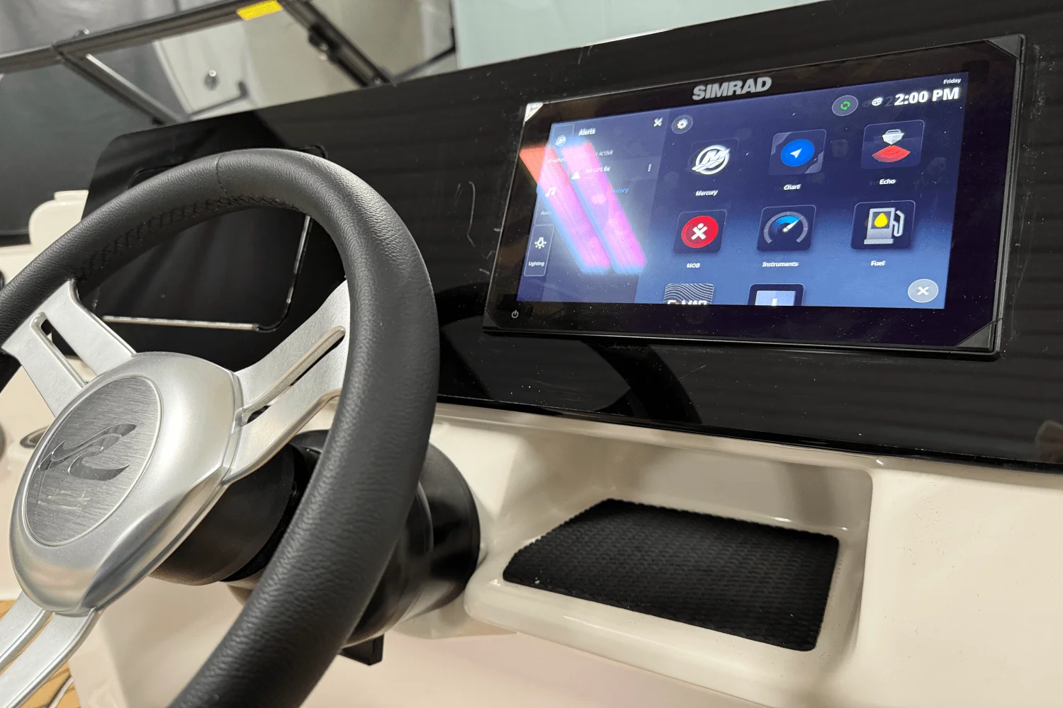 2026 Sea Ray SDX 230 Outboard Image Thumbnail #56