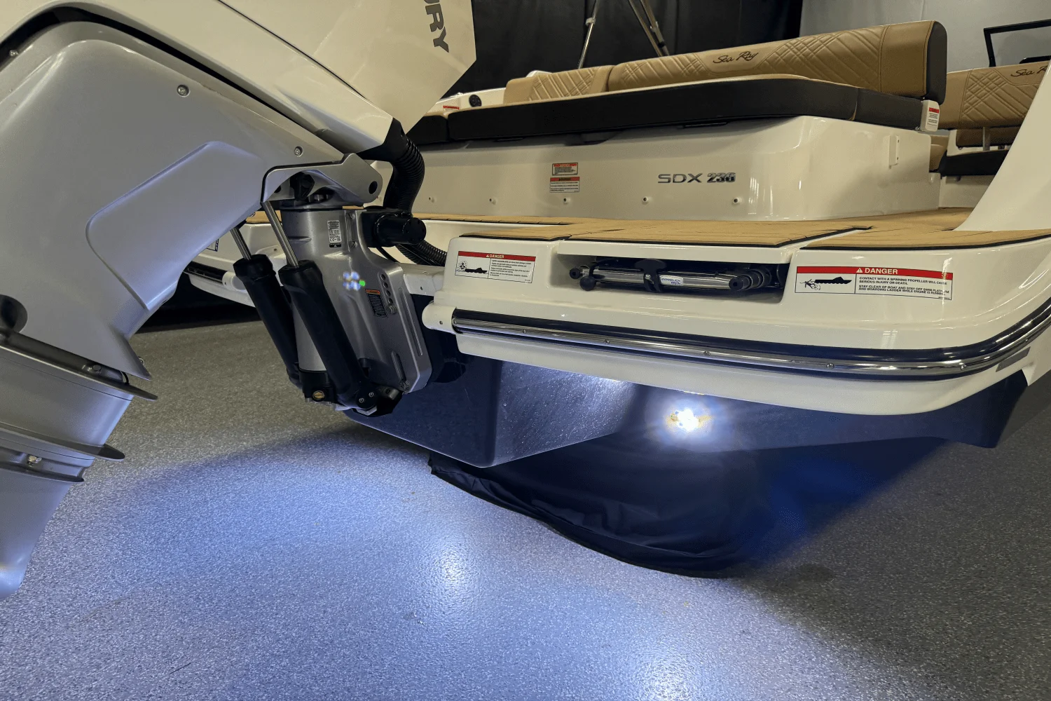 2026 Sea Ray SDX 230 Outboard Image Thumbnail #88