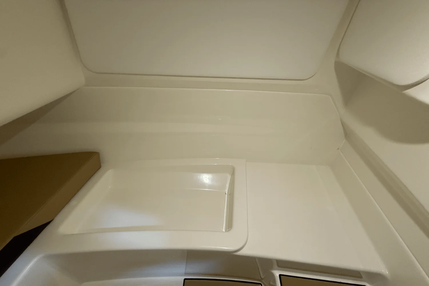 2026 Sea Ray SDX 230 Outboard Image Thumbnail #61