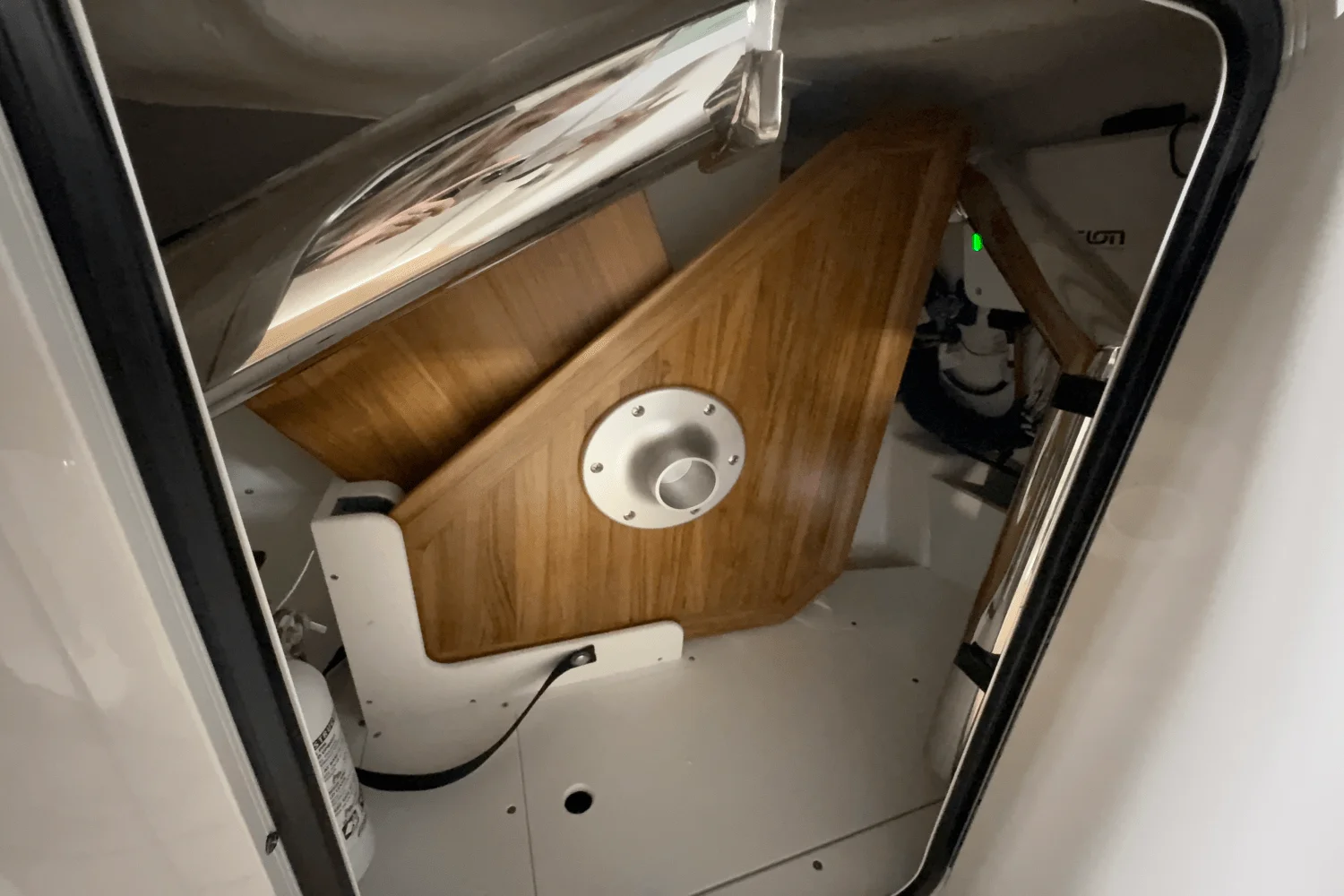 2026 Sea Ray SDX 230 Outboard Image Thumbnail #71