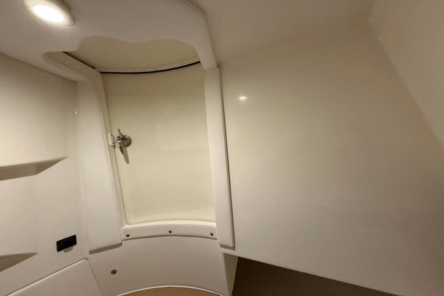 2026 Sea Ray SDX 230 Outboard Image Thumbnail #65