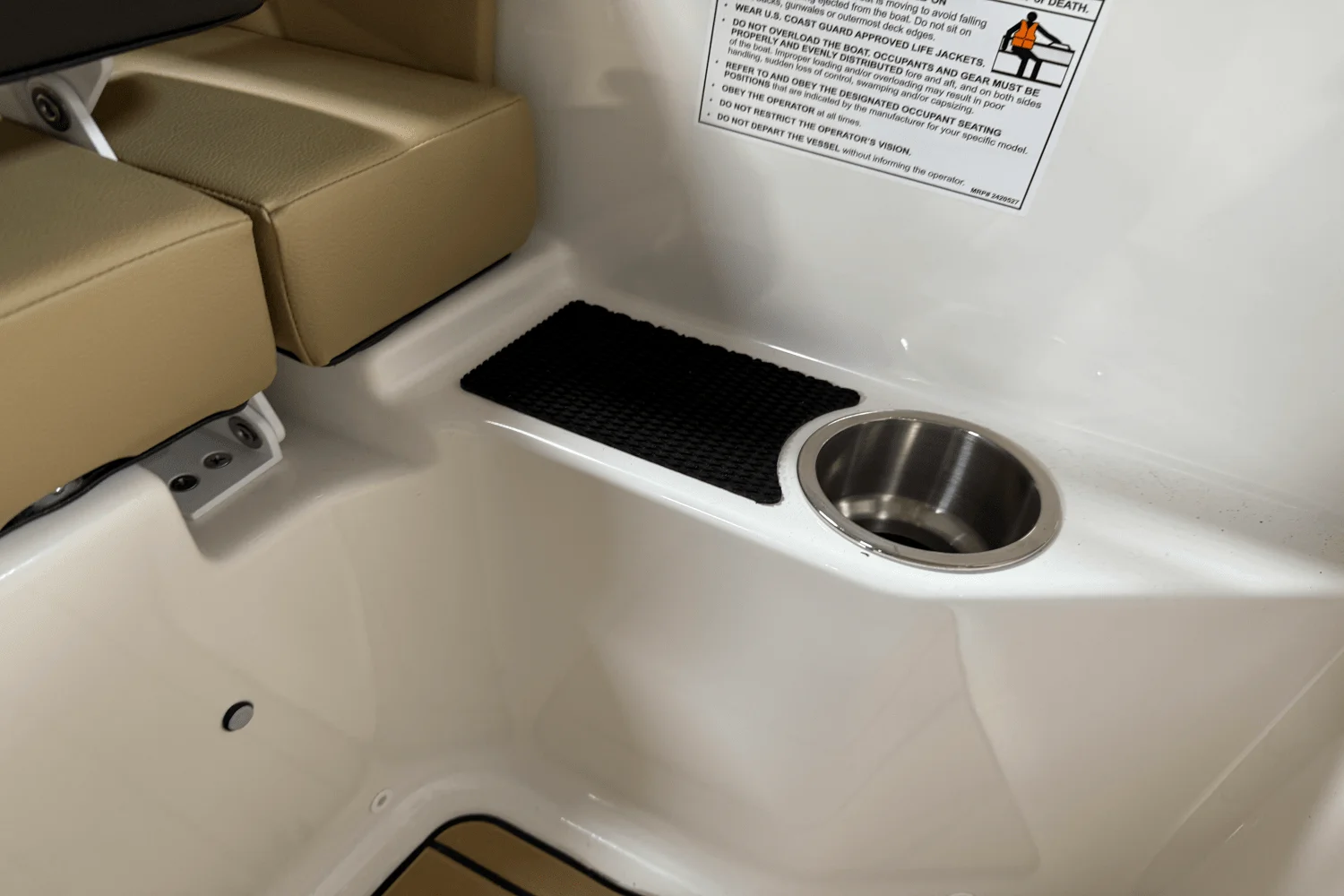 2026 Sea Ray SDX 230 Outboard Image Thumbnail #36