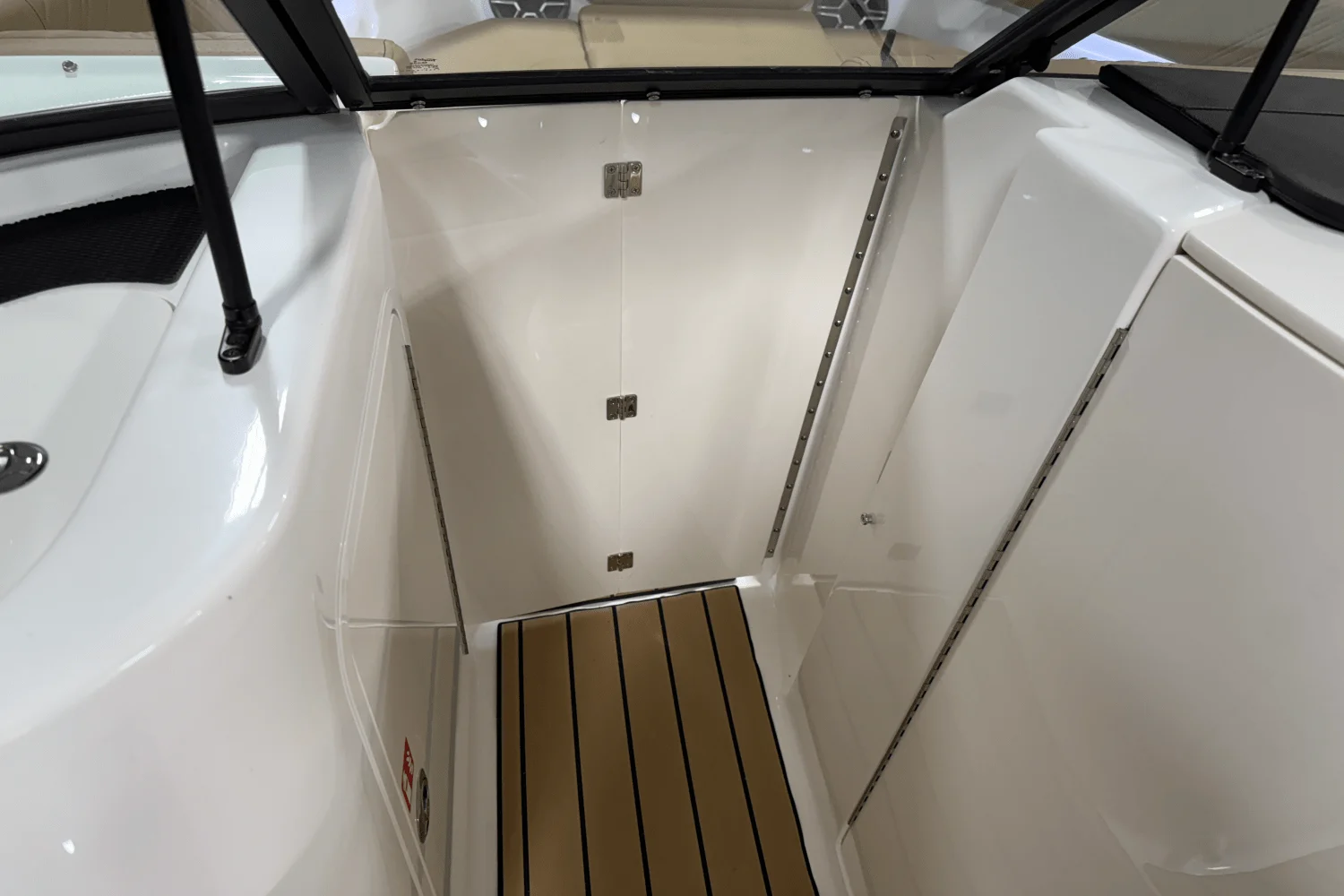 2026 Sea Ray SDX 230 Outboard Image Thumbnail #74