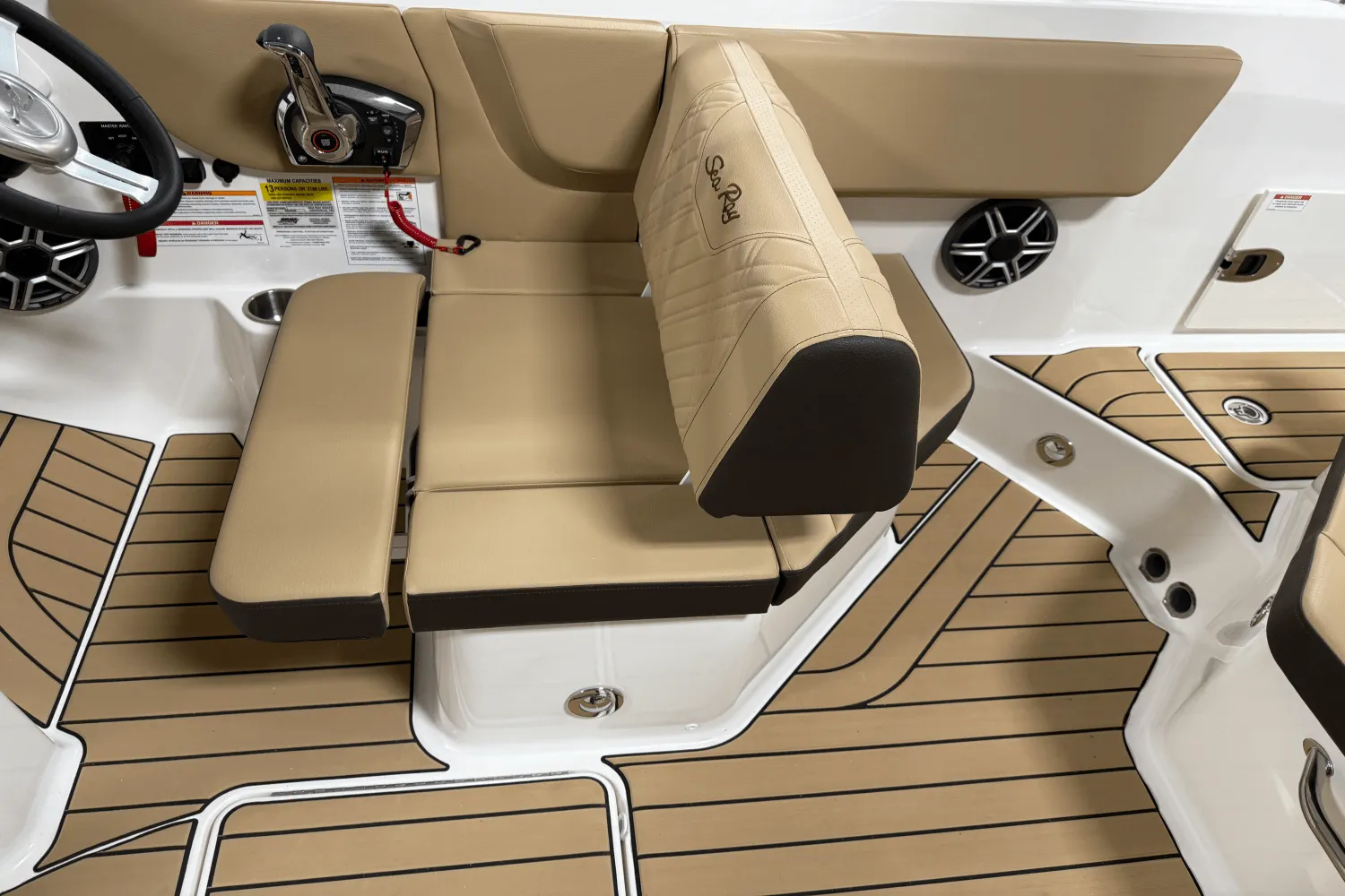 2026 Sea Ray SDX 230 Outboard Image Thumbnail #42