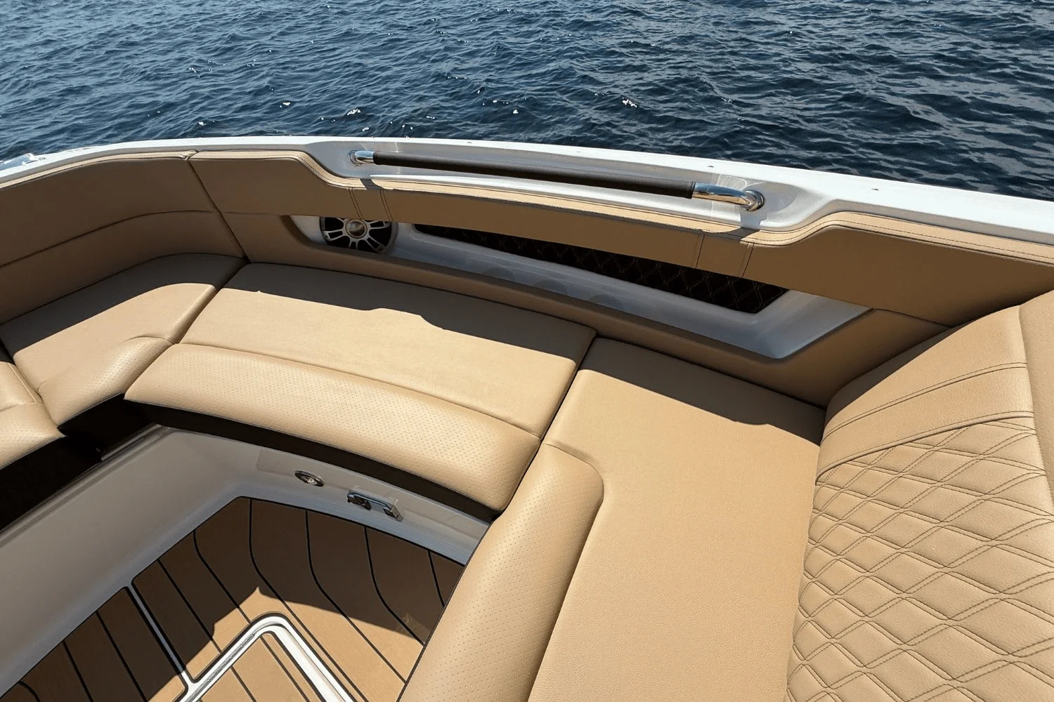 2026 Sea Ray SLX 310 Image Thumbnail #26