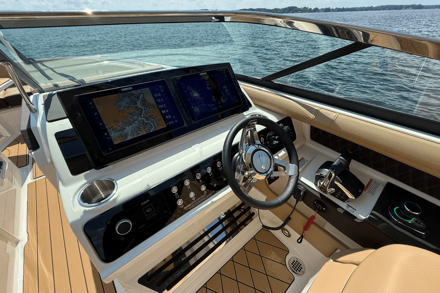 2026 Sea Ray SLX 310 Image Thumbnail #22