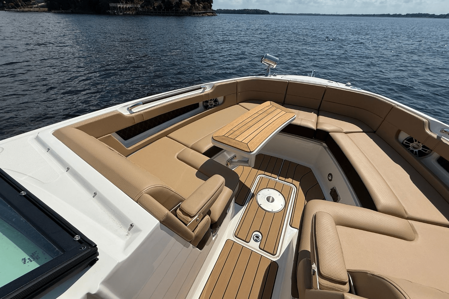 2026 Sea Ray SLX 310 Image Thumbnail #24