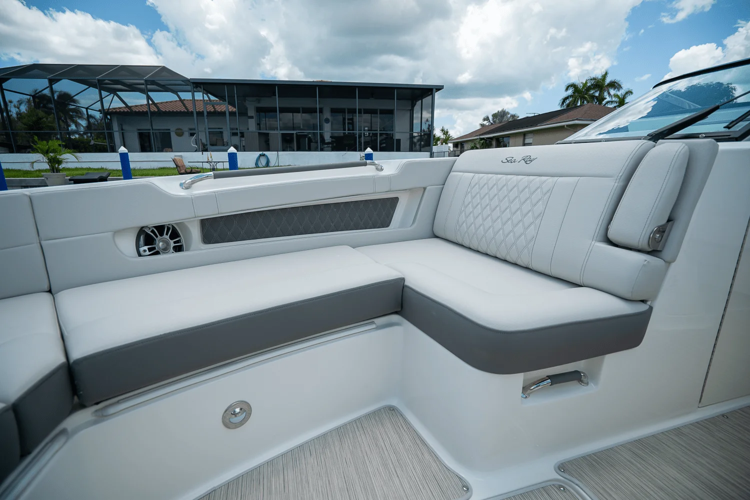 2026 Sea Ray SLX 310 Outboard Image Thumbnail #22