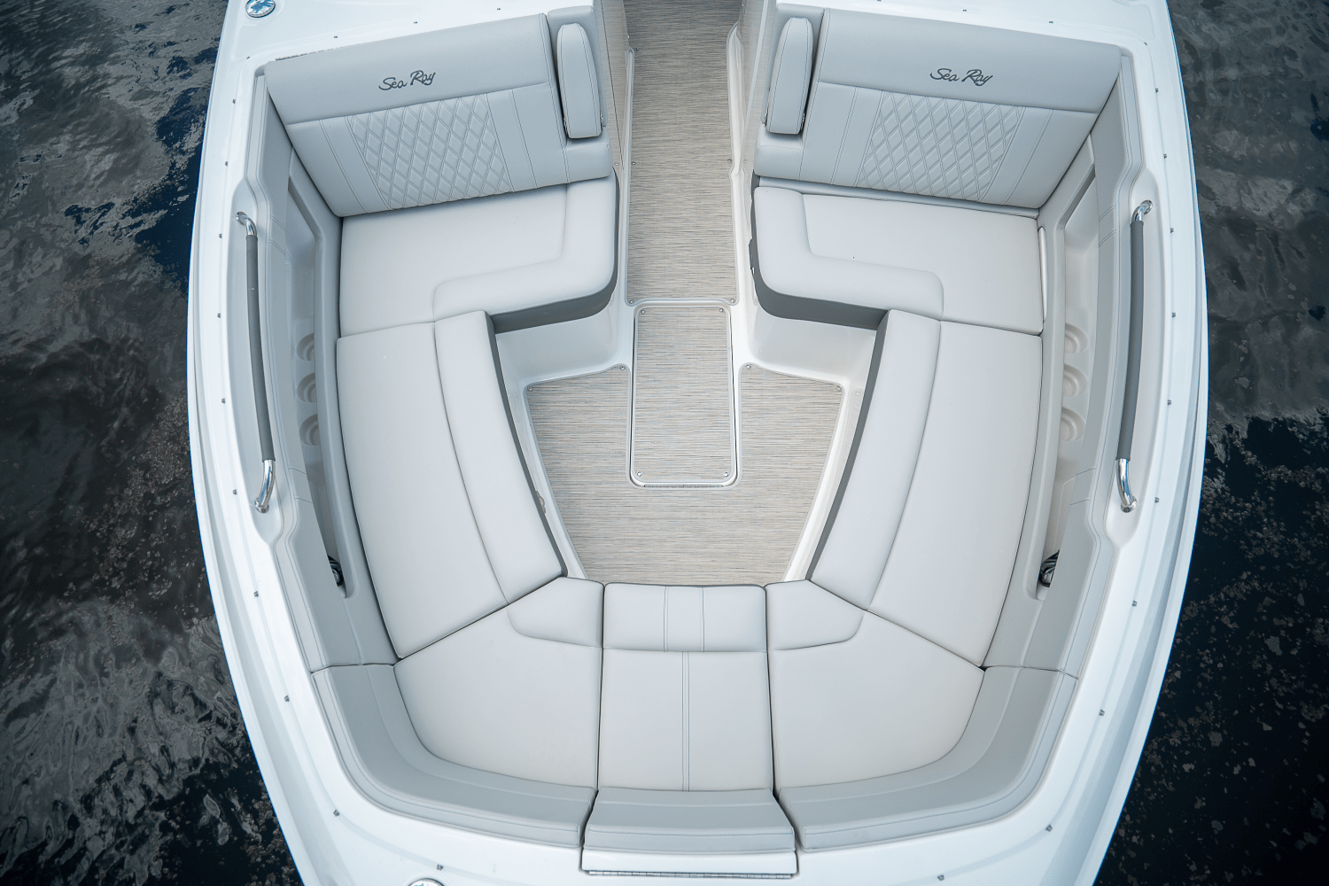 2026 Sea Ray SLX 310 Outboard Image Thumbnail #23