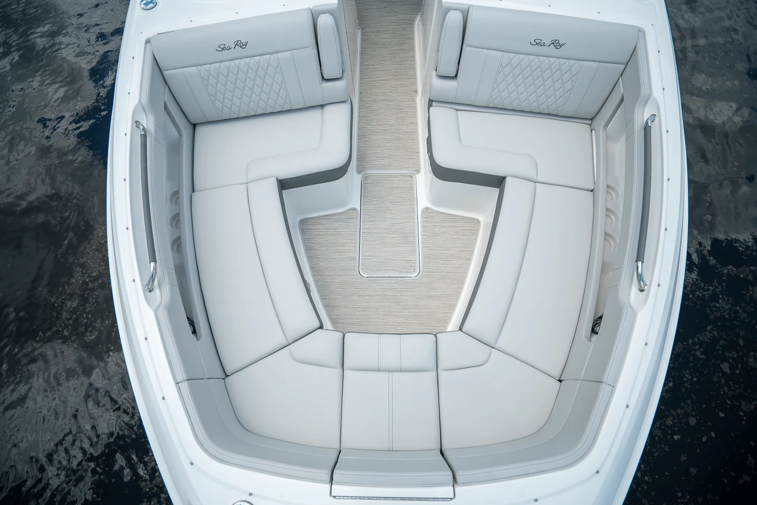 2026 Sea Ray SLX 310 Outboard Image Thumbnail #23