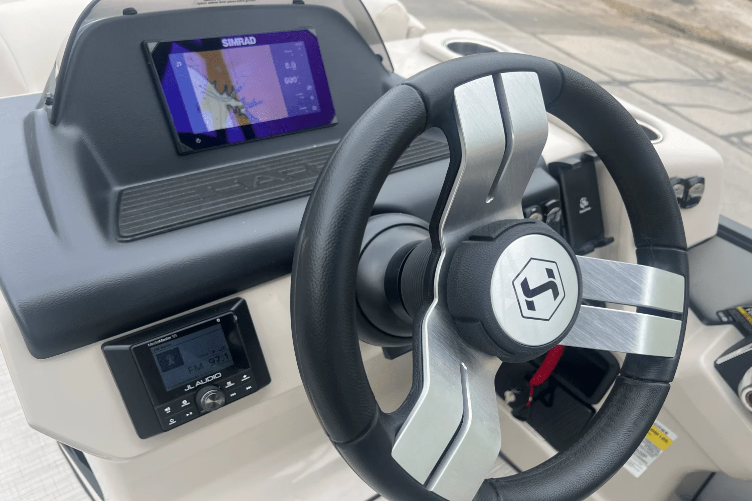 2025 Harris 250 Sunliner Image Thumbnail #21