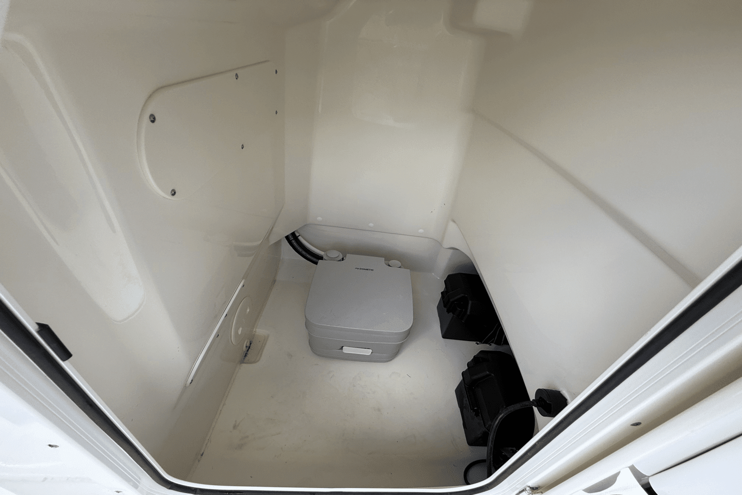 2024 Boston Whaler 210 MONTAUK Image Thumbnail #46