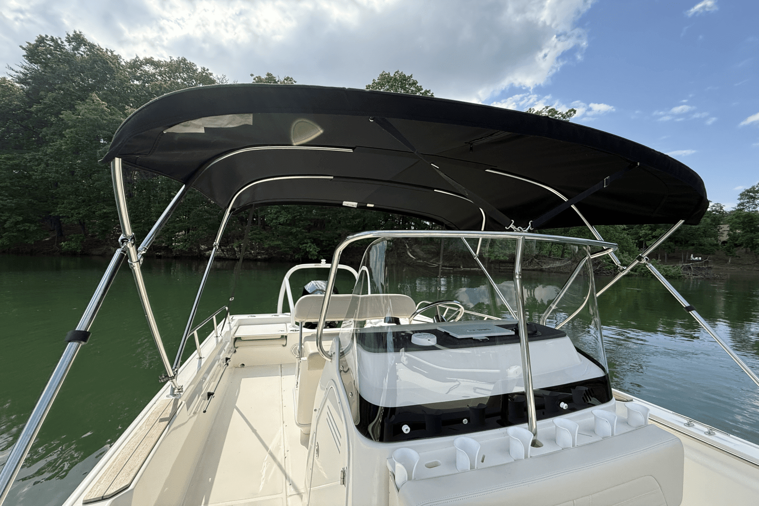 2024 Boston Whaler 210 MONTAUK Image Thumbnail #59