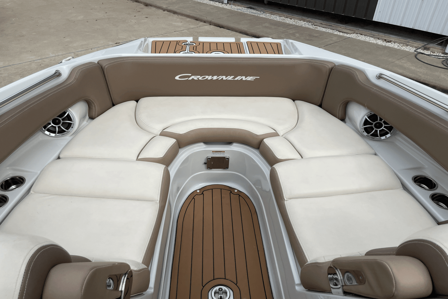 2019 Crownline ECLIPSE E275 XS Image Thumbnail #20