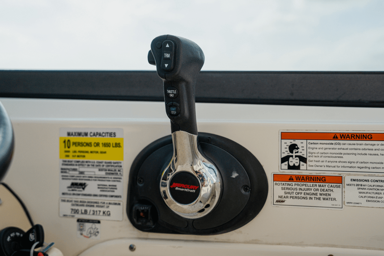 2018 Boston Whaler 230 VANTAGE Image Thumbnail #56