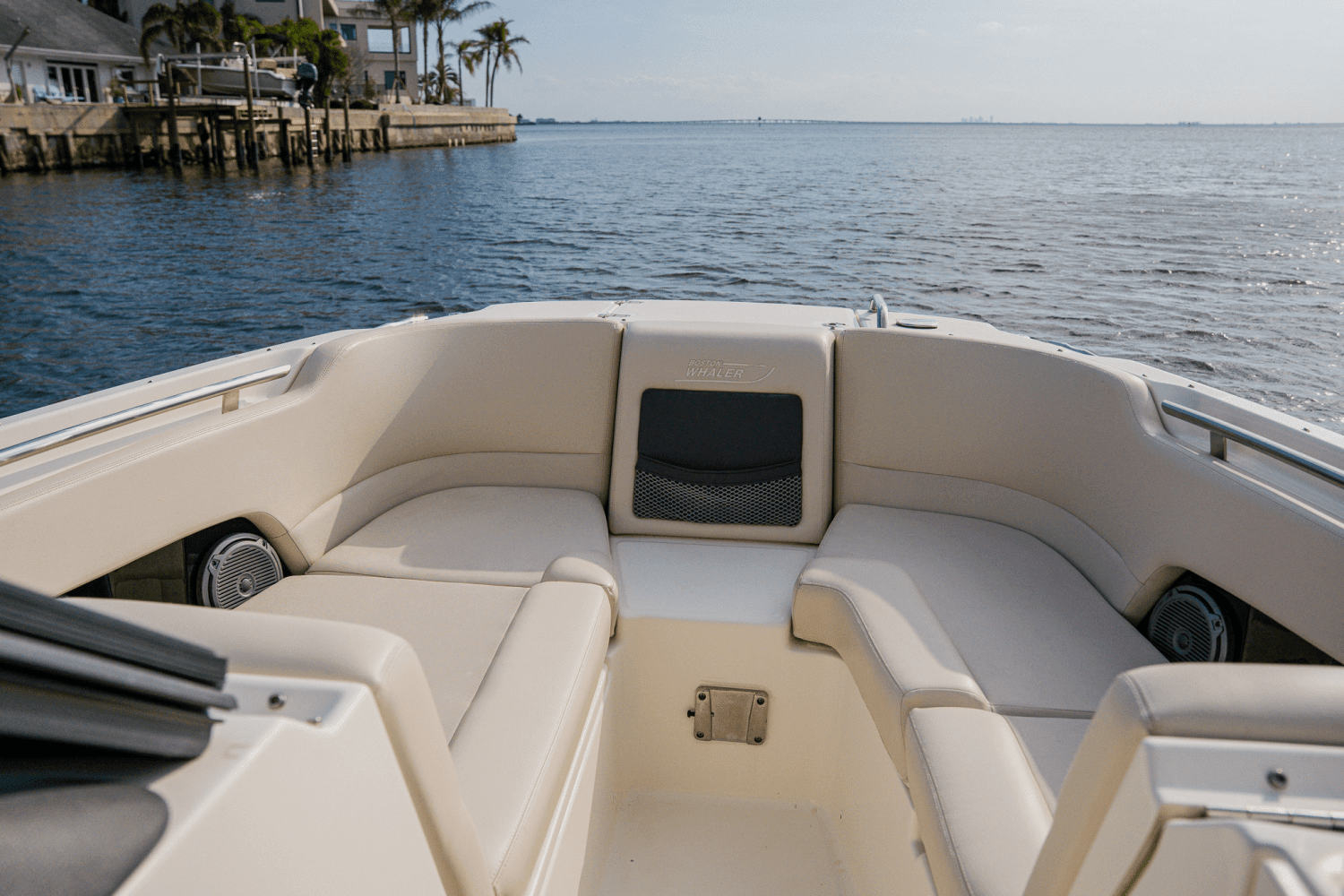 2018 Boston Whaler 230 VANTAGE Image Thumbnail #37