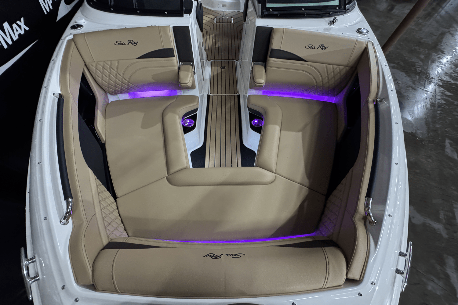 2025 Sea Ray SLX 260 Surf Image Thumbnail #45
