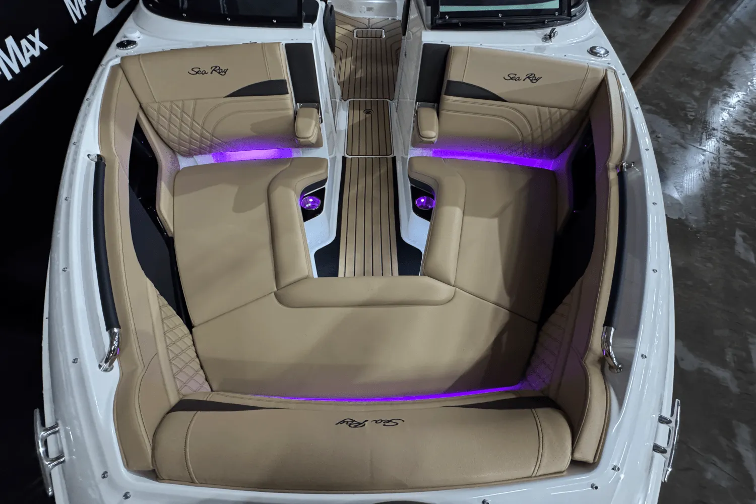 2025 Sea Ray SLX 260 Surf Image Thumbnail #45