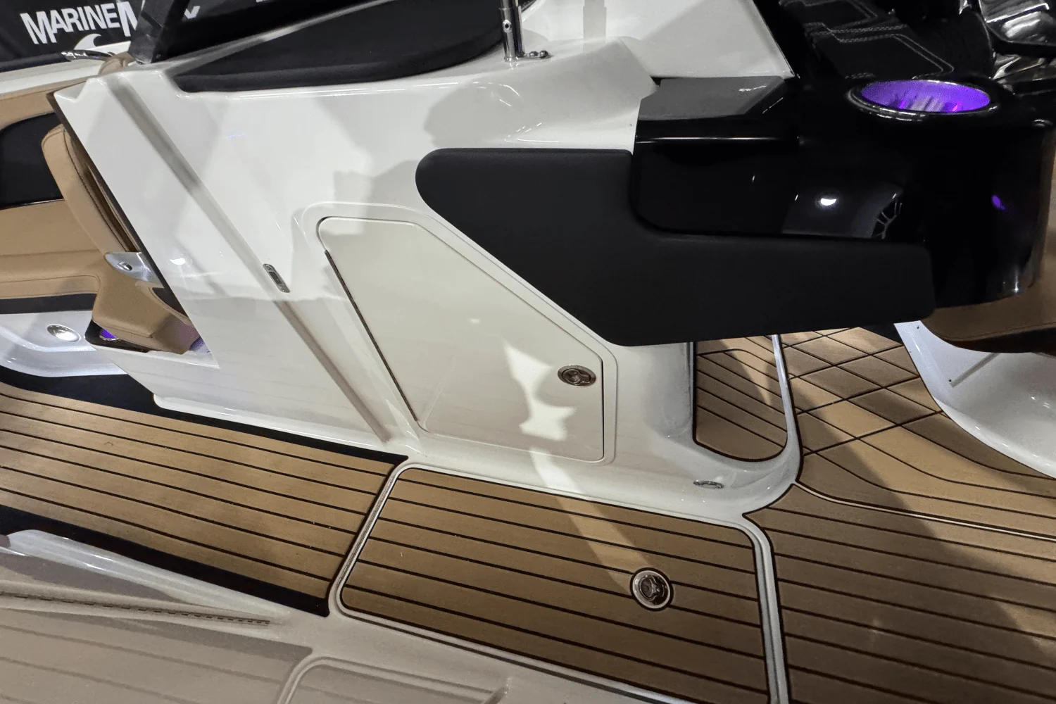 2025 Sea Ray SLX 260 Surf Image Thumbnail #38