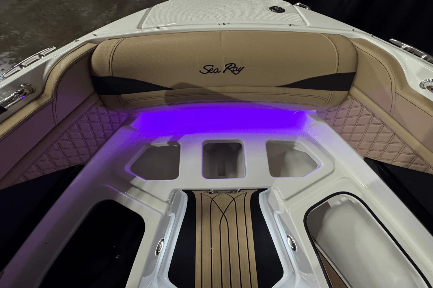 2025 Sea Ray SLX 260 Surf Image Thumbnail #42