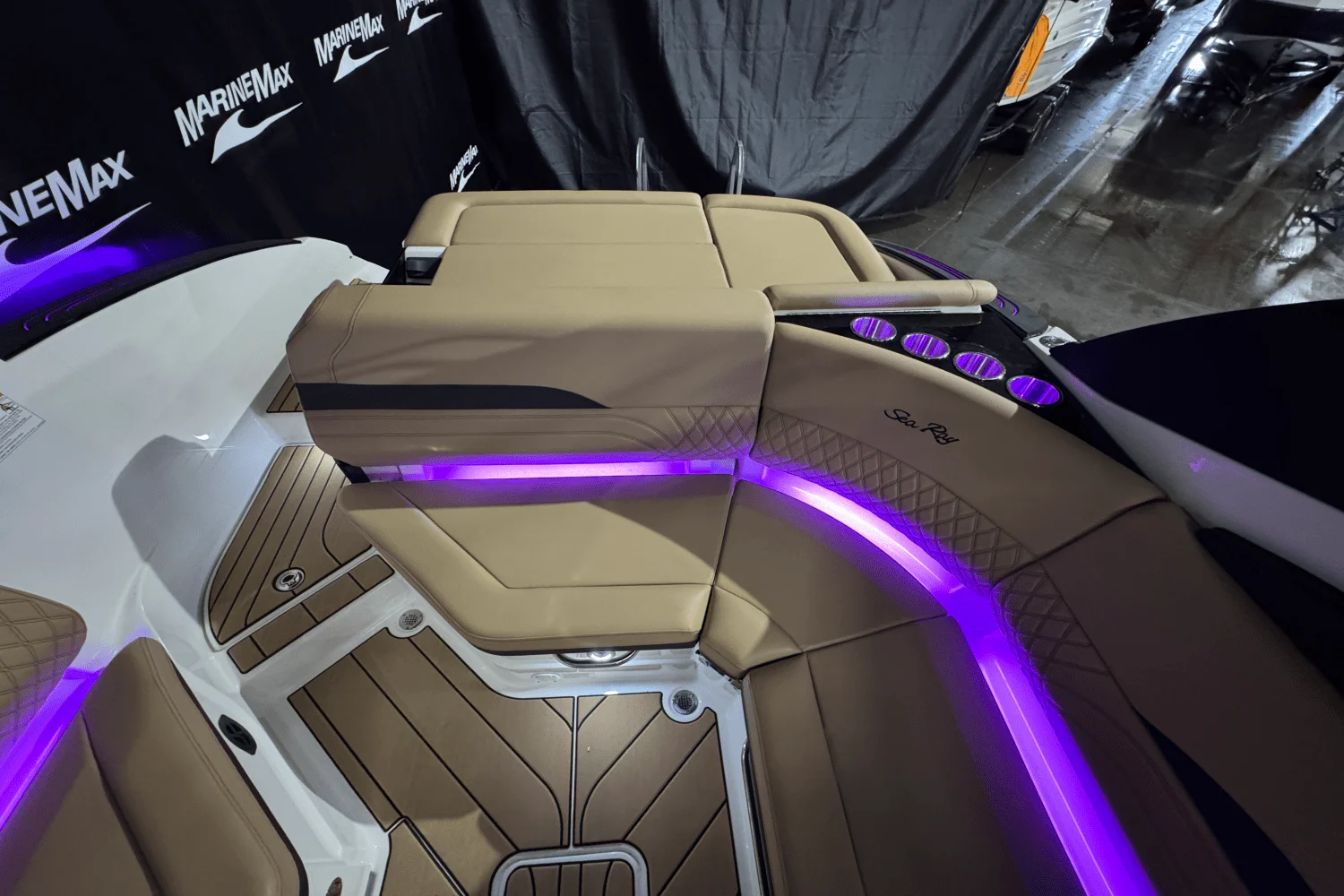 2025 Sea Ray SLX 260 Surf Image Thumbnail #14