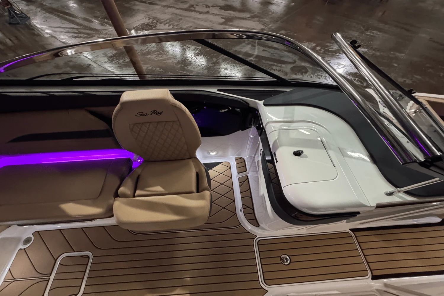 2025 Sea Ray SLX 260 Surf Image Thumbnail #22