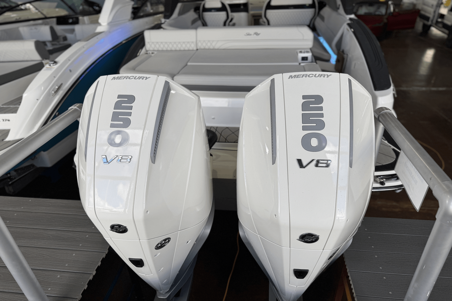 2025 Sea Ray SLX 280 Image Thumbnail #1