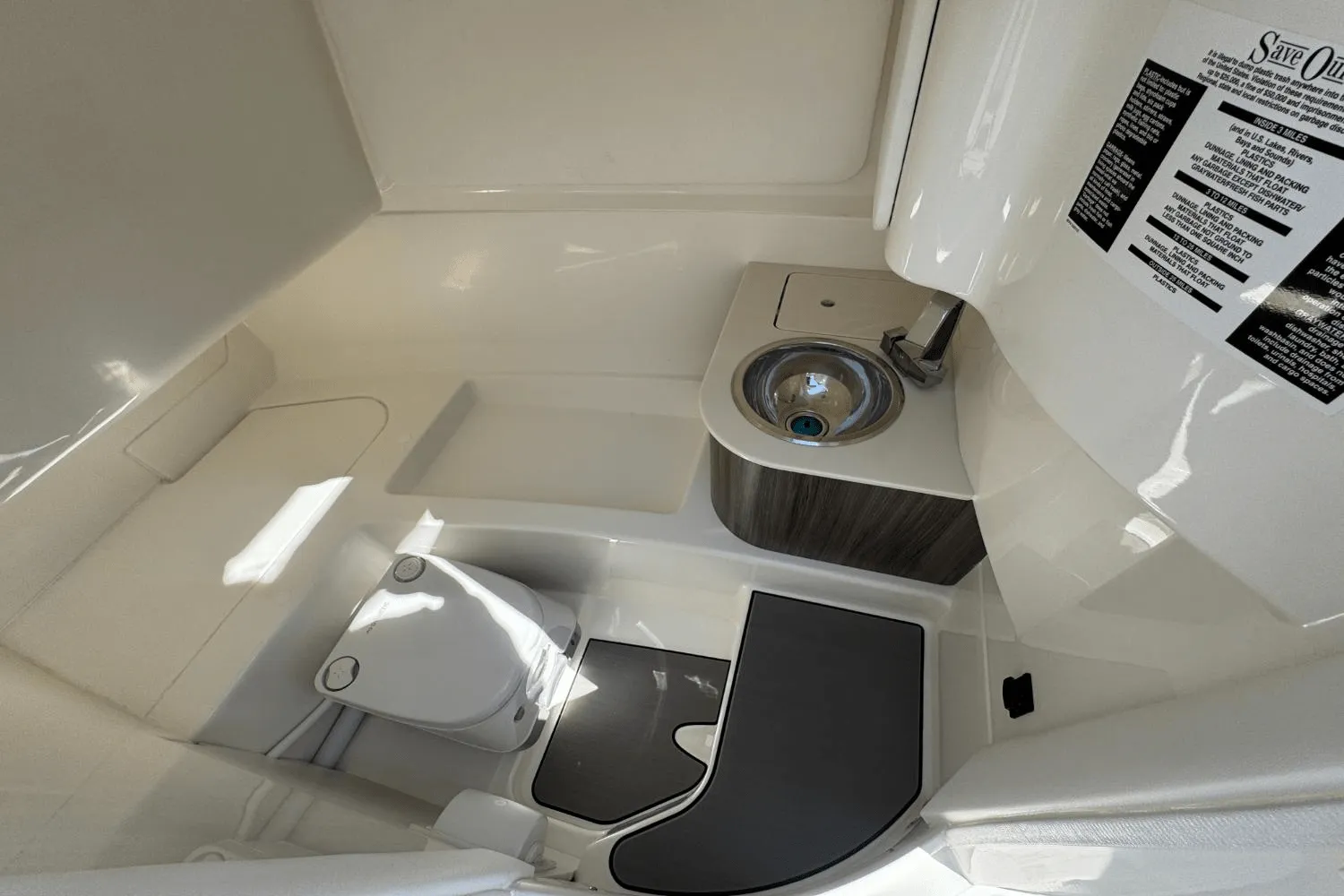 2025 Sea Ray SDX 270 Image Thumbnail #23