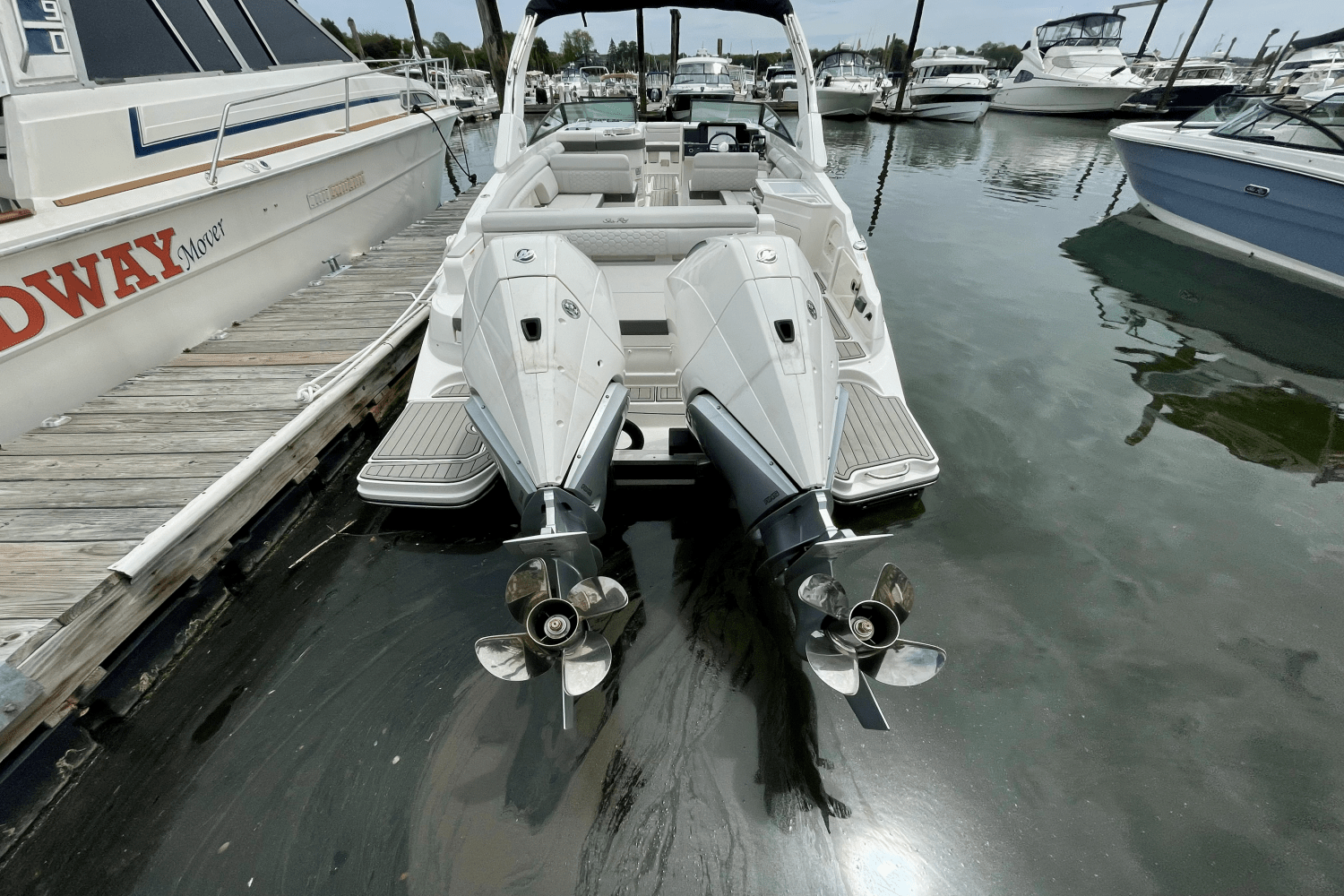 2025 Sea Ray SDX 290 Outboard Image Thumbnail #2