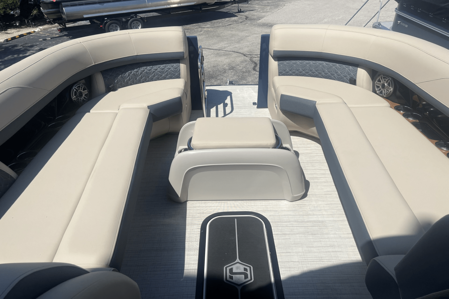 2025 Harris Grand Mariner 250 Image Thumbnail #10