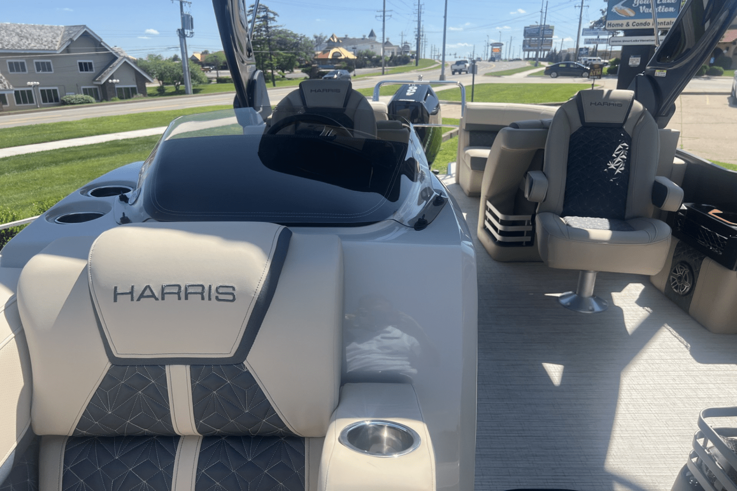 2025 Harris Grand Mariner 250 Image Thumbnail #26