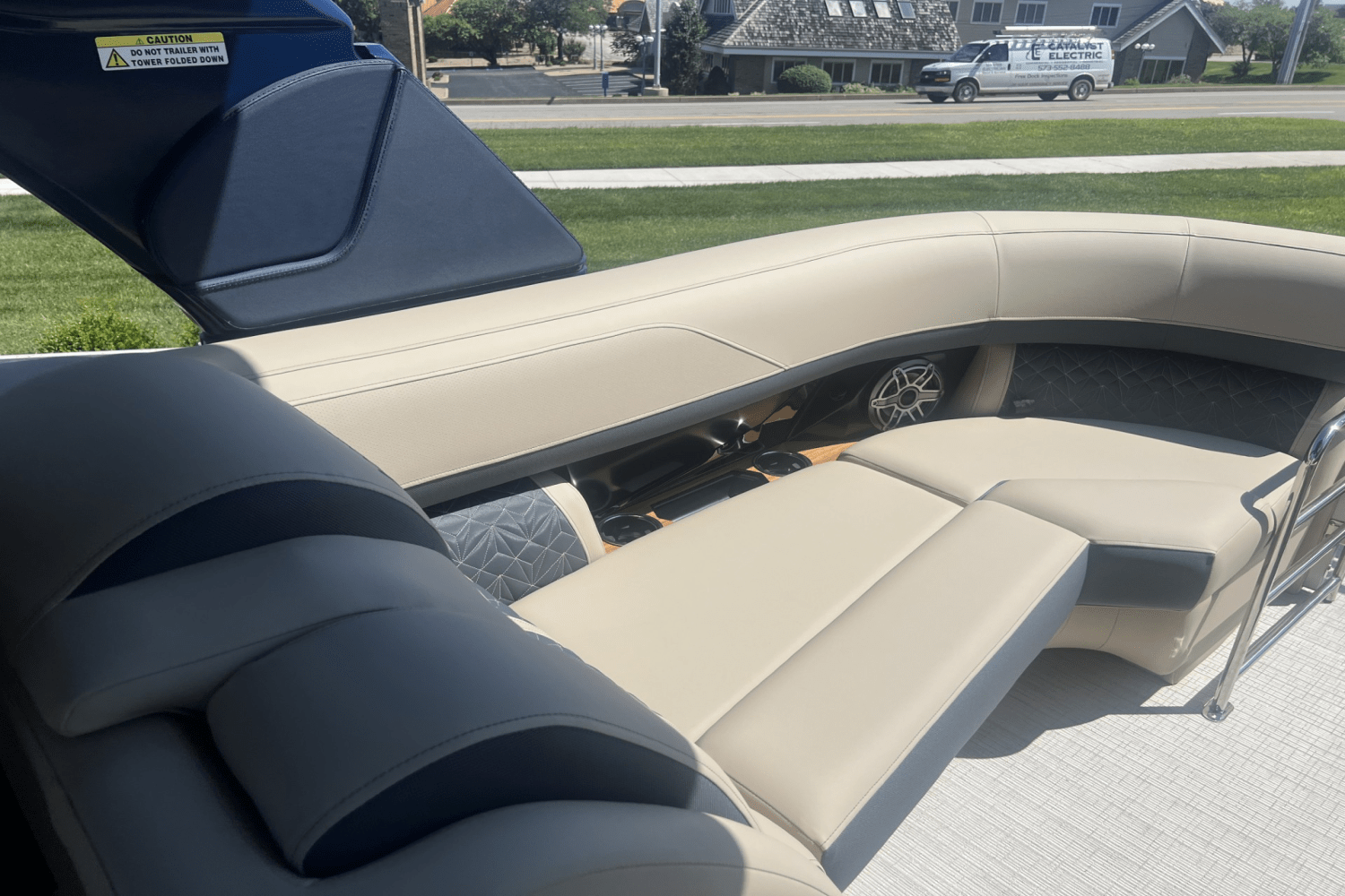 2025 Harris Grand Mariner 250 Image Thumbnail #17
