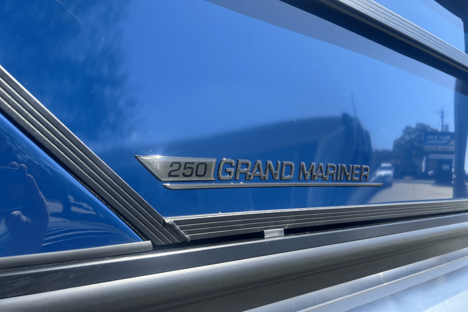 2025 Harris Grand Mariner 250 Image Thumbnail #37