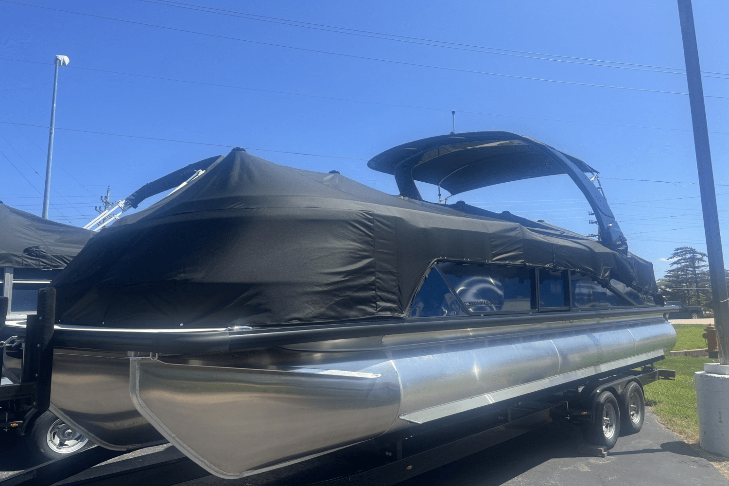 2025 Harris Grand Mariner 250 Image Thumbnail #6