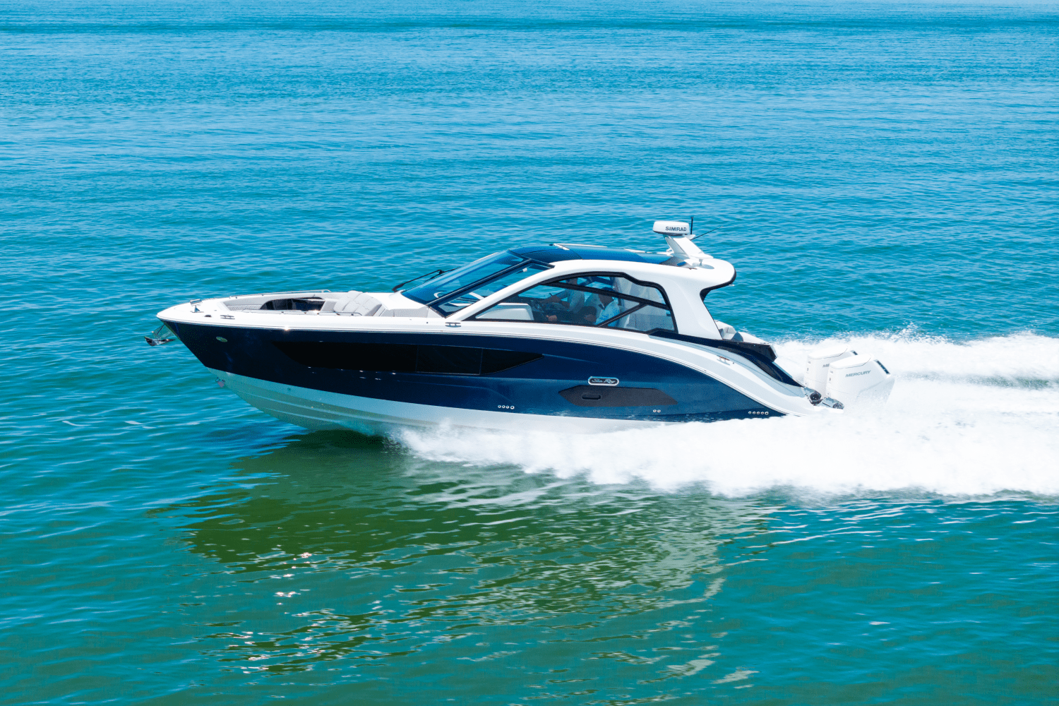 2025 Sea Ray Sundancer 370 Outboard Image Thumbnail #12