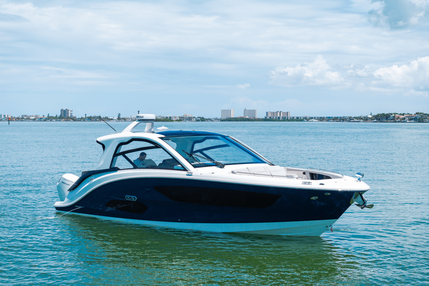 2025 Sea Ray Sundancer 370 Outboard Image Thumbnail #1