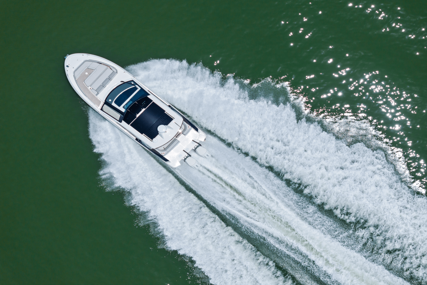 2025 Sea Ray Sundancer 370 Outboard Image Thumbnail #14