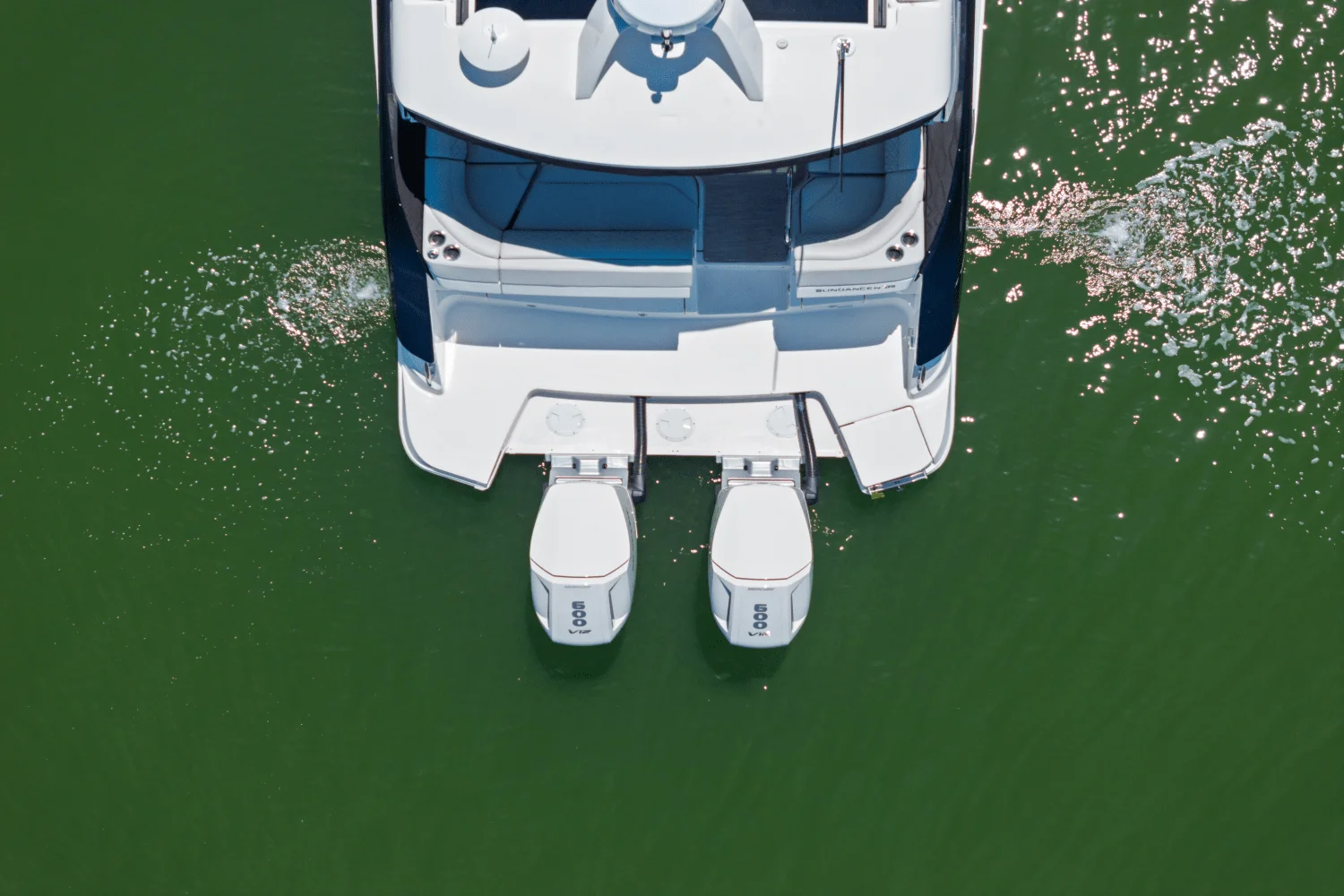 2025 Sea Ray Sundancer 370 Outboard Image Thumbnail #11