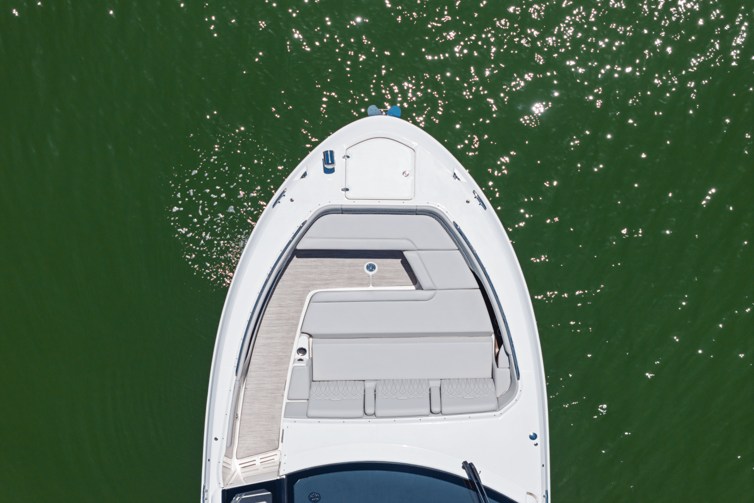 2025 Sea Ray Sundancer 370 Outboard Image Thumbnail #10