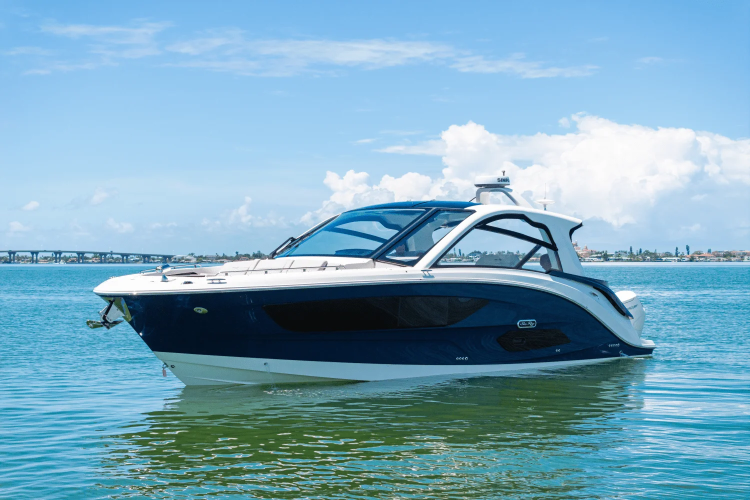 2025 Sea Ray Sundancer 370 Outboard Image Thumbnail #3