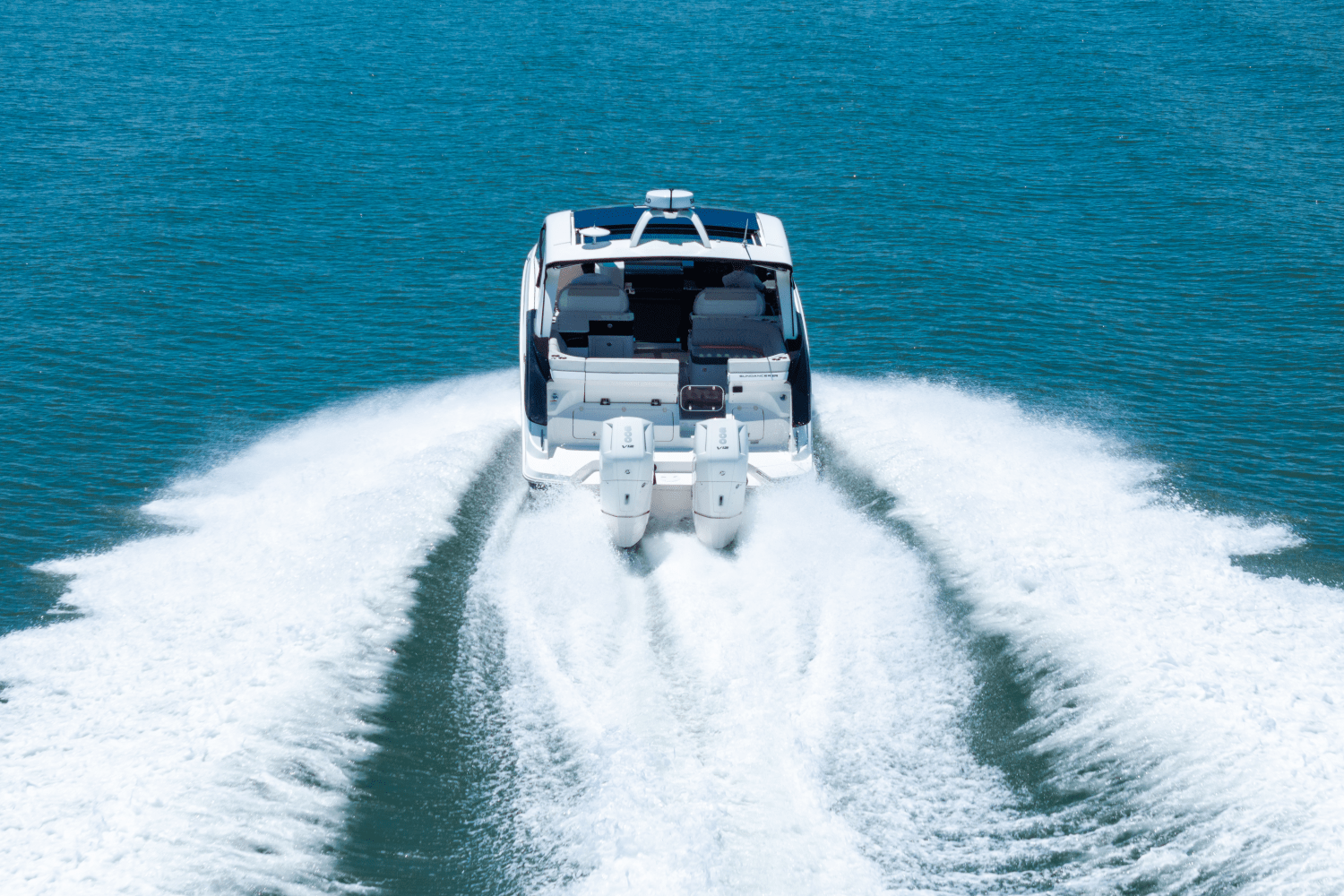 2025 Sea Ray Sundancer 370 Outboard Image Thumbnail #28