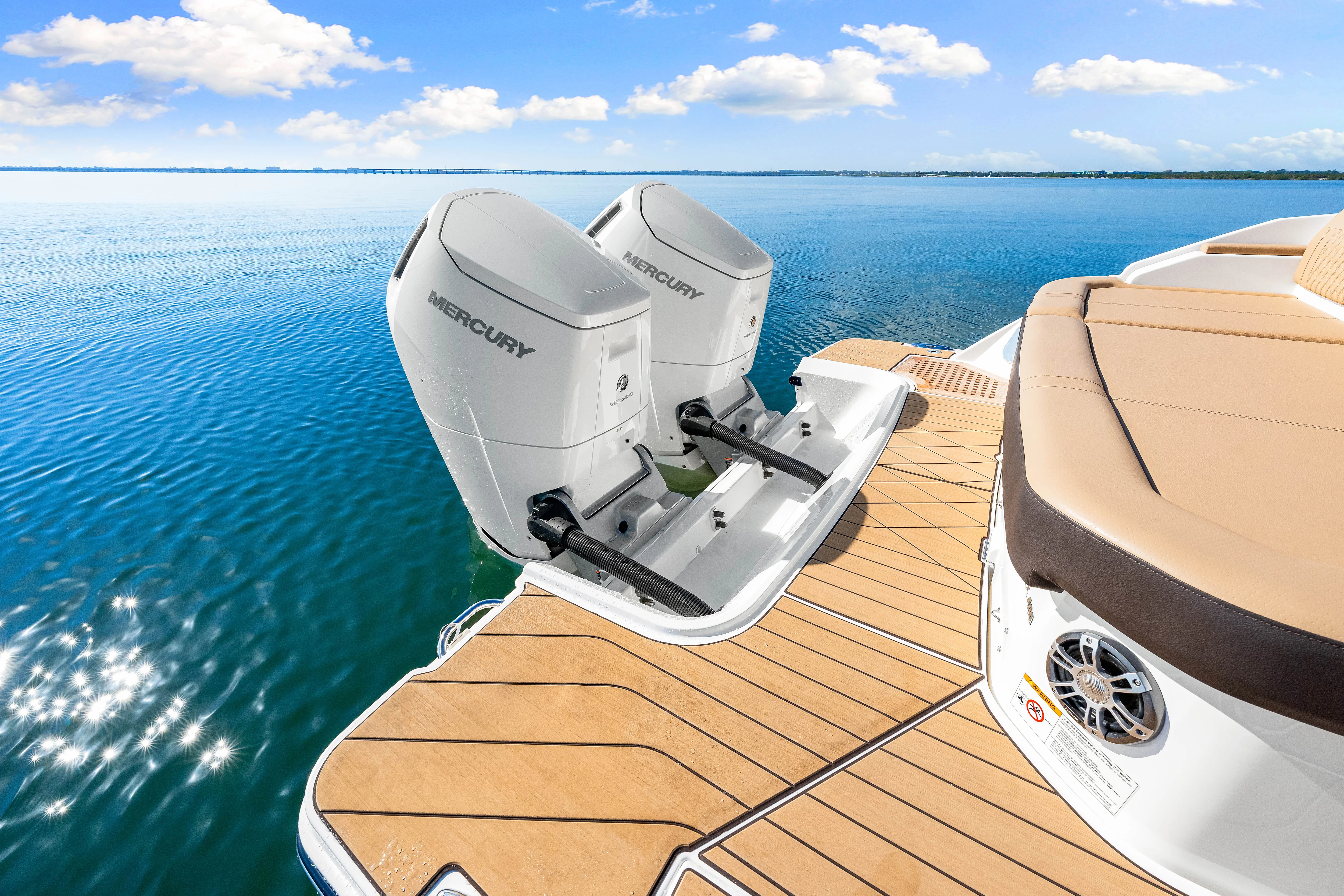 2025 Sea Ray SLX 400 Outboard Image Thumbnail #25